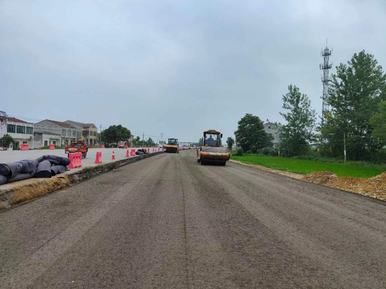 襄陽市交通運輸局 全面推進路面工程施工精細化，助力城市交通高質量發展
